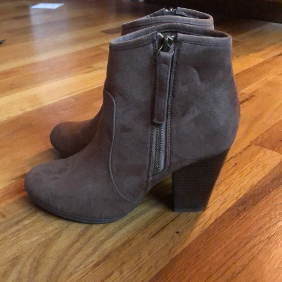 Journee Collection Shoes - JOURNEE COLLECTION - taupe booties